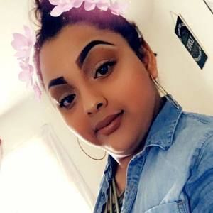 Meet your Posher, Regina